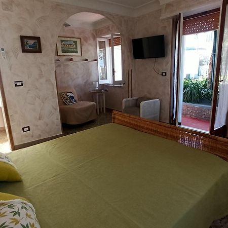 Villa Dei Fiori B&B Capri Luaran gambar