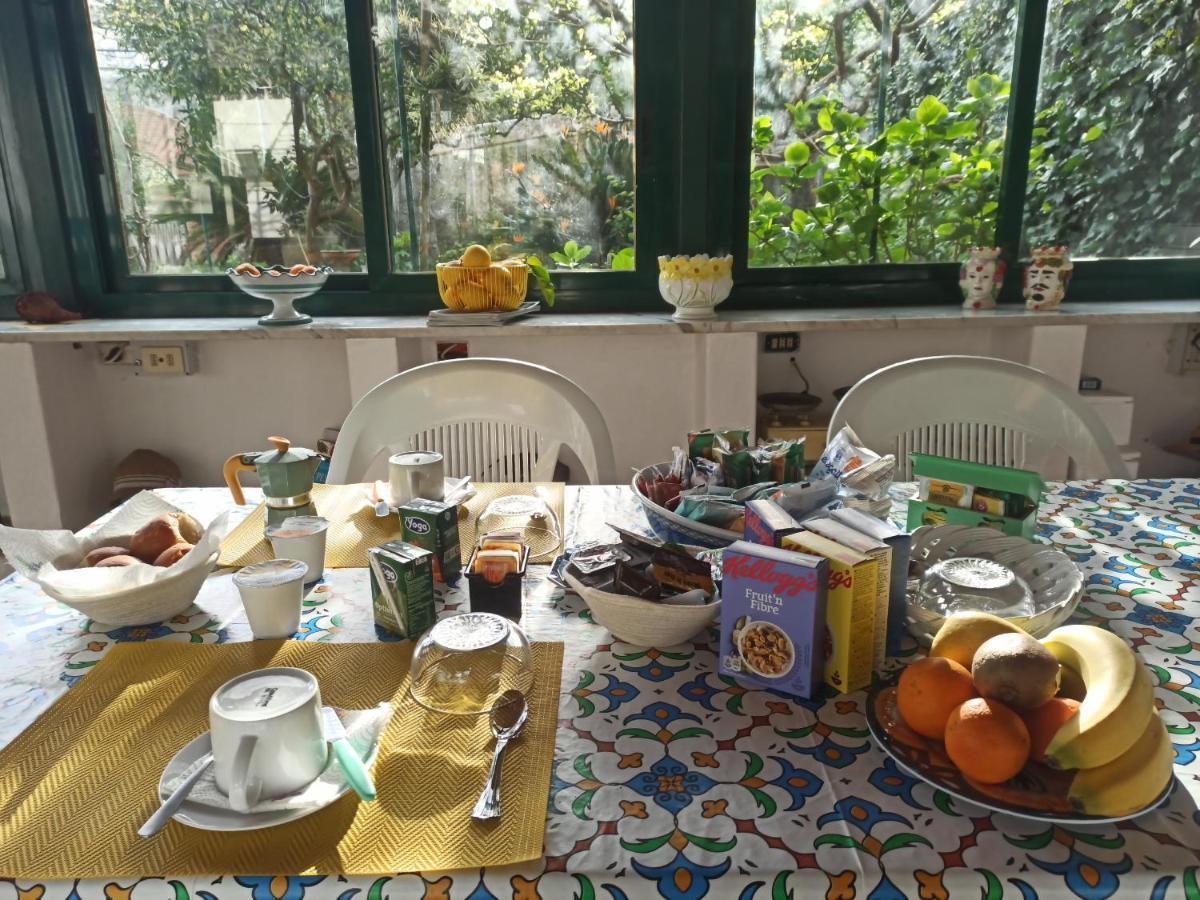 Villa Dei Fiori B&B Capri Luaran gambar
