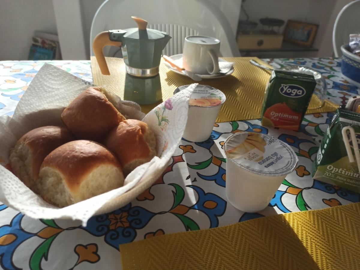 Villa Dei Fiori B&B Capri Luaran gambar