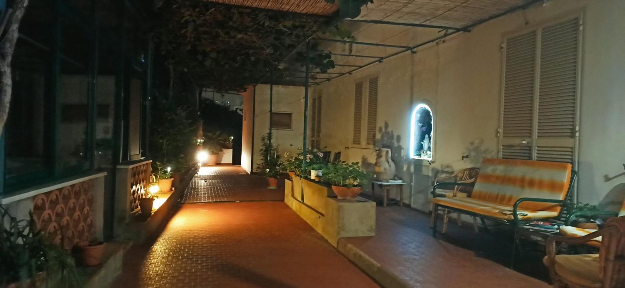 Villa Dei Fiori B&B Capri Luaran gambar