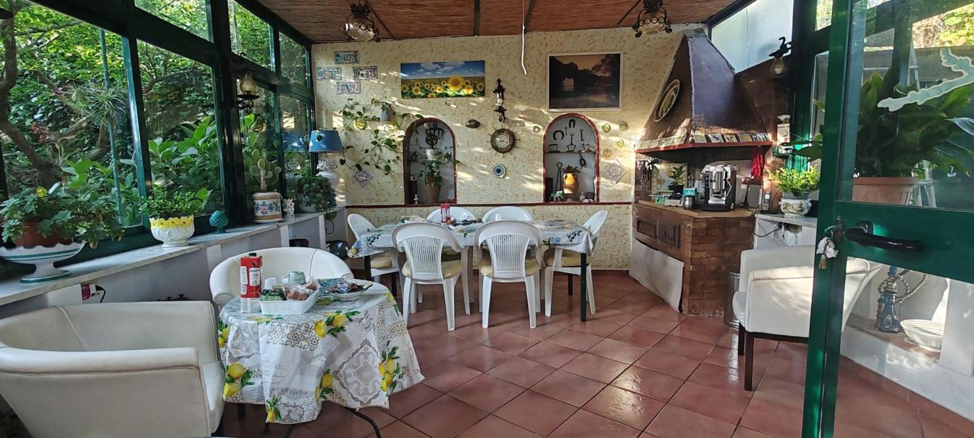 Villa Dei Fiori B&B Capri Luaran gambar